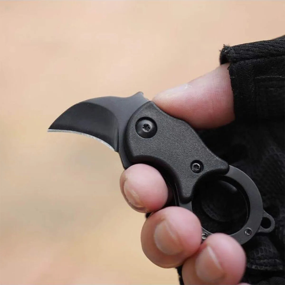 🔥 ONLY $9.95 TODAY🔥1pc Men Portable Self-defense Eagle Claw