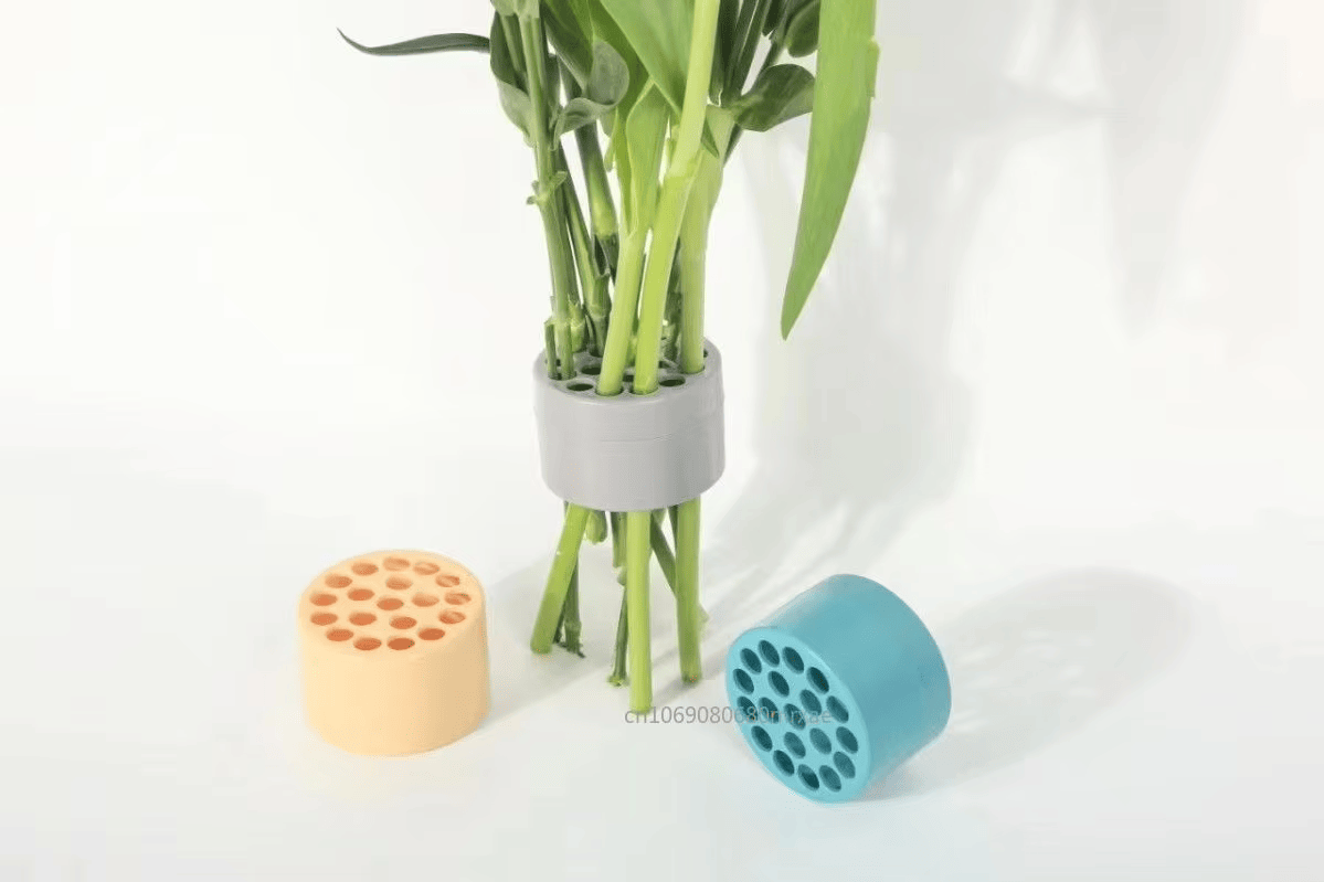 Spiral Ikebana Stem Holder - Clear Flower Tool
